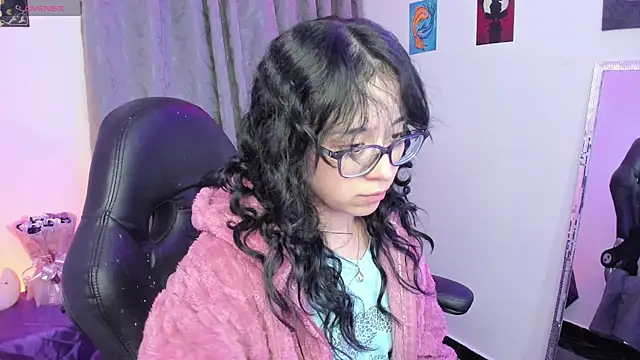 indra cam online show from June 3, 2026, 4:13 am