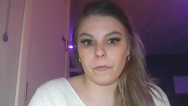 PetiteB Official online show from January 31, 2025, 8:33 pm