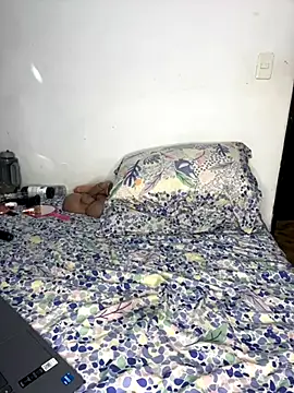 LalitaQueen online show from September 12, 2025, 2:44 am