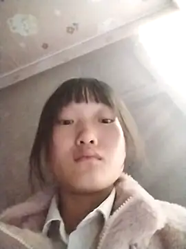 lytamye online show from March 18, 2025, 7:44 am