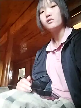 lytamye online show from March 4, 2025, 5:21 am