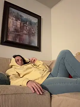 Quinnrose0420 online show from January 3, 2025, 2:32 am