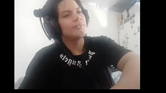 Xtrem3HARDxxx online show from November 22, 2025, 5:28 am