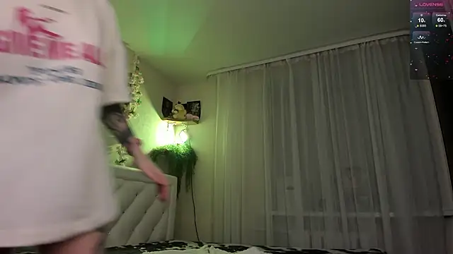 Natural pussy online show from February 3, 2026, 4:12 pm