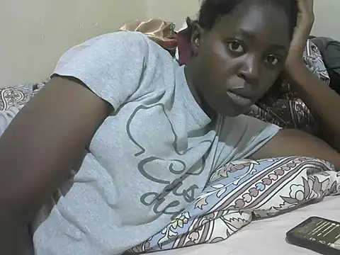 Snapshot of pretty_tallgirl chatting on December 17, 2025, 5:56 am pretty tallgirl online show from December 17, 2025, 5:56 am