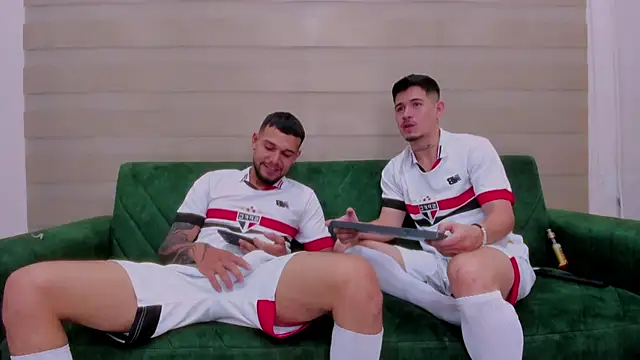 Snapshot of hot_day chatting on September 30, 2025, 9:21 pm hot day online show from September 30, 2025, 9:21 pm