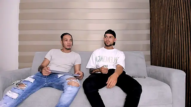 Snapshot of hot_day chatting on February 4, 2025, 1:13 am hot day online show from February 4, 2025, 1:13 am