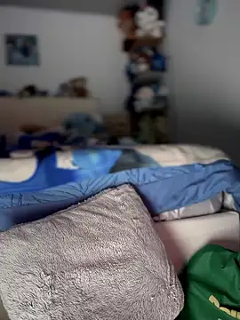 -Loren- online show from January 11, 2026, 12:56 pm