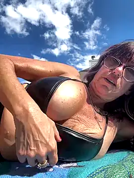 karrmmaa online show from November 14, 2025, 6:44 pm