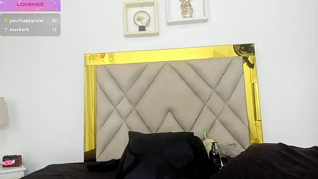 ariana-martins online show from March 7, 2025, 6:35 am