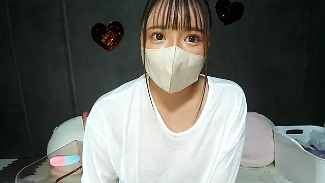 sara  xx  love online show from March 29, 2026, 1:24 pm