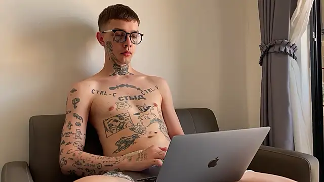 anahori  simon online show from March 8, 2026, 2:04 am