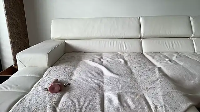 sexyLolia11 online show from September 15, 2025, 10:15 am