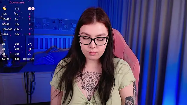 Snapshot of Arizonaa_Muse chatting on March 16, 2025, 3:25 am Arizonaa Muse online show from March 16, 2025, 3:25 am