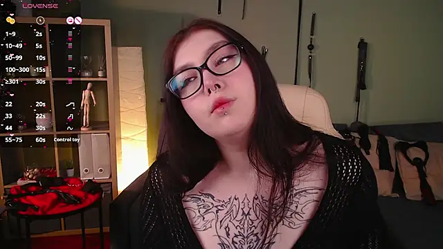 Snapshot of Arizonaa_Muse chatting on March 9, 2025, 12:31 am Arizonaa Muse online show from March 9, 2025, 12:31 am