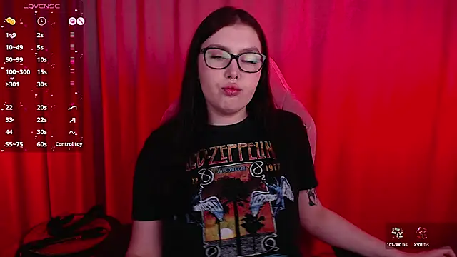 Snapshot of Arizonaa_Muse chatting on March 14, 2025, 12:32 am Arizonaa Muse online show from March 14, 2025, 12:32 am