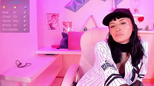 Valkiria ponce online show from March 27, 2026, 4:54 am