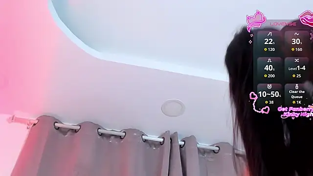 SaraRoy  online show from February 9, 2026, 10:41 pm