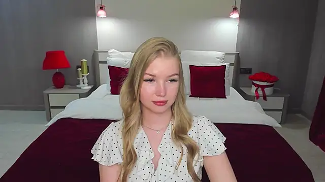 Snapshot of shy__lady chatting on June 26, 2026, 11:43 pm shy lady online show from June 26, 2026, 11:43 pm
