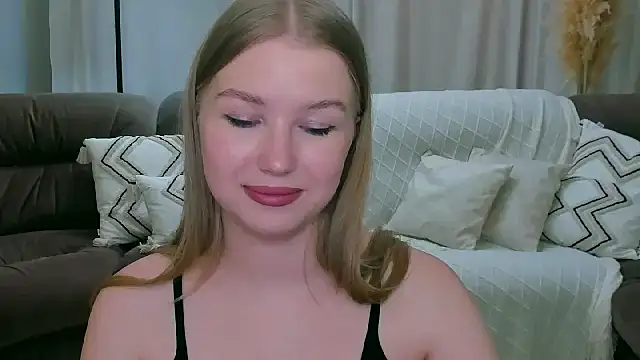 Snapshot of shy__lady chatting on April 21, 2026, 2:14 am shy lady online show from April 21, 2026, 2:14 am