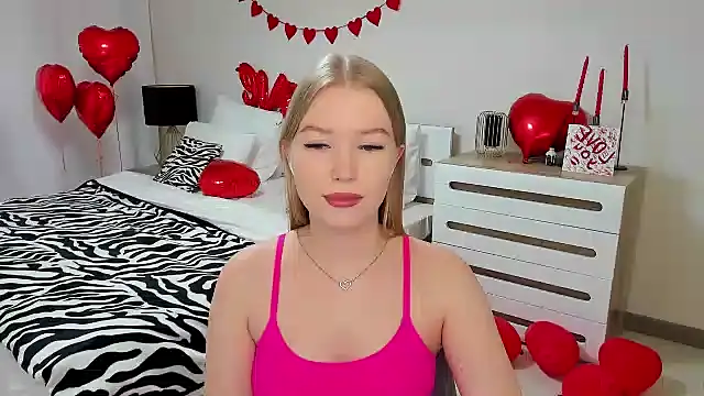 shy  lady online show from February 9, 2025, 11:36 am