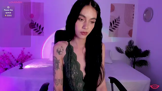 samy lewis online show from October 20, 2025, 4:03 am