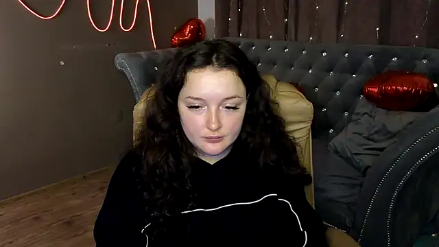 GloriNichols online show from March 20, 2025, 12:11 pm