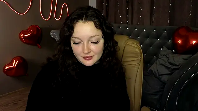 GloriNichols online show from February 15, 2025, 6:44 am