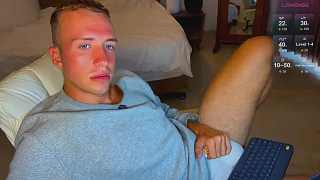 tommy cumfinger online show from September 9, 2025, 5:39 am