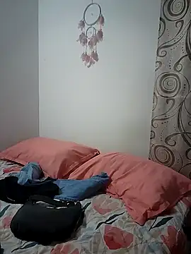 AbbyBaker222 online show from February 3, 2025, 7:51 am