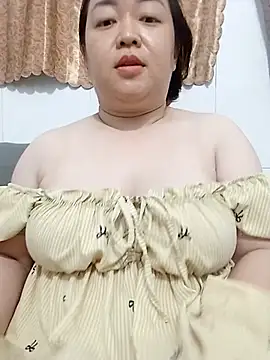 VyOanh2K online show from May 17, 2026, 4:29 pm