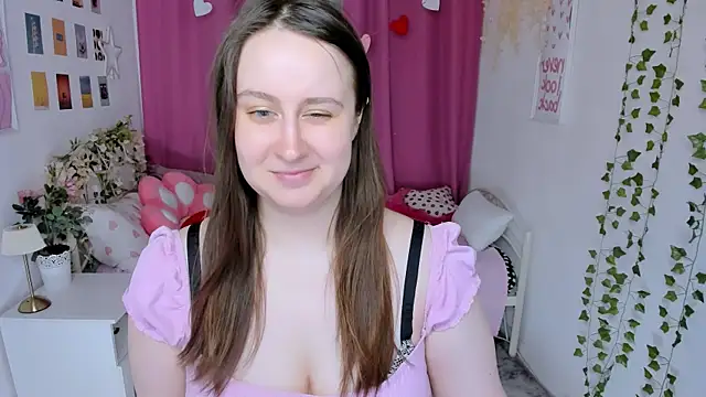 Lattea online show from June 7, 2026, 4:34 pm