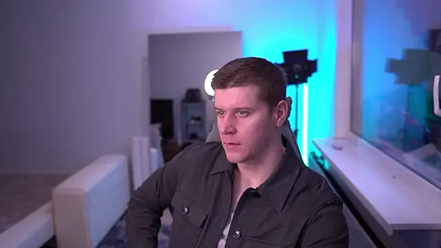 Bruno Banani online show from November 2, 2025, 2:11 pm