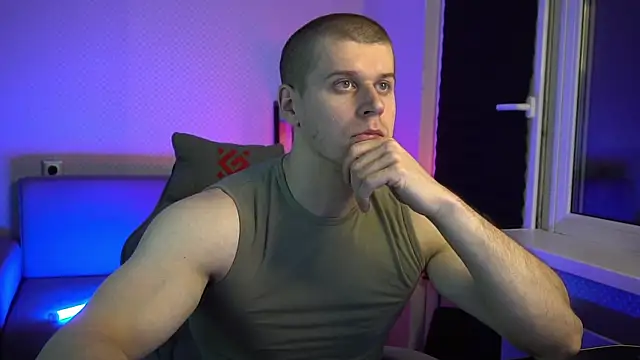 Bruno Banani online show from September 18, 2025, 5:27 pm