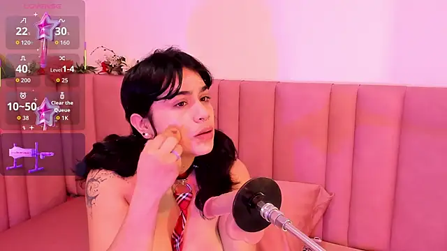 zyle boobs online show from October 28, 2025, 12:48 pm