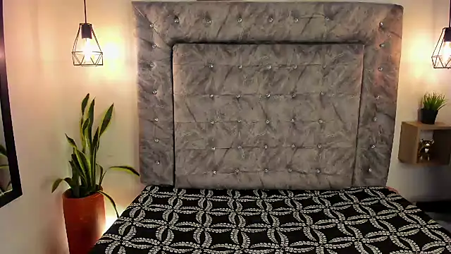 Snapshot of sweet_abby1 chatting on March 12, 2025, 11:32 am sweet abby1 online show from March 12, 2025, 11:32 am