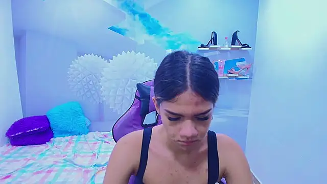 Snapshot of DEMI_LEED chatting on November 21, 2025, 12:15 pm DEMI LEED online show from November 21, 2025, 12:15 pm