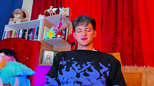 GabyThoms online show from March 6, 2025, 11:53 pm