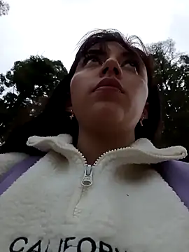 Isabella Delight  online show from February 9, 2025, 7:52 pm