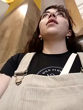 Isabella Delight  online show from February 26, 2025, 11:09 pm