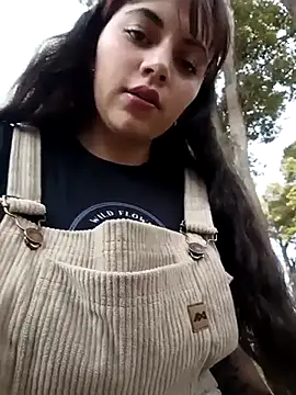 Isabella Delight  online show from March 9, 2025, 9:36 pm