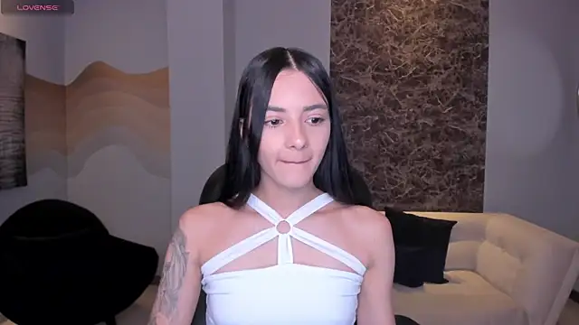 HannahJamesX online show from February 25, 2025, 7:06 pm