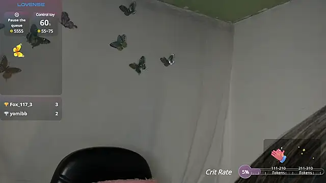 milysauria1 online show from February 26, 2025, 12:16 pm