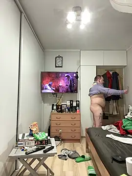 Snapshot of PierreNaked89 chatting on February 7, 2025, 12:42 am PierreNaked89 online show from February 7, 2025, 12:42 am