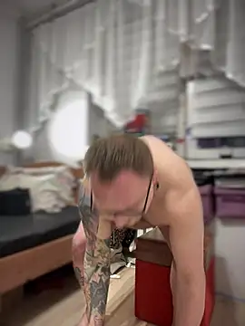 Snapshot of PierreNaked89 chatting on January 27, 2025, 11:33 pm PierreNaked89 online show from January 27, 2025, 11:33 pm