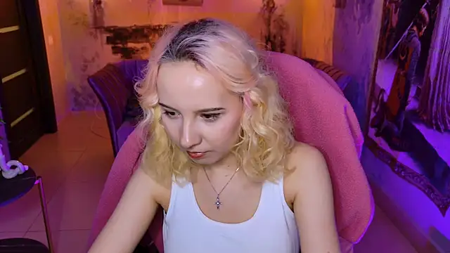 JasmineMilko online show from March 13, 2025, 11:19 am