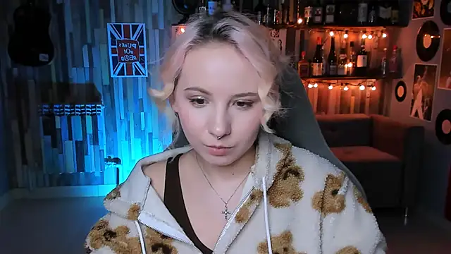 JasmineMilko online show from March 21, 2025, 8:17 am