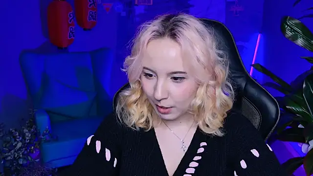 JasmineMilko online show from March 4, 2025, 11:19 am