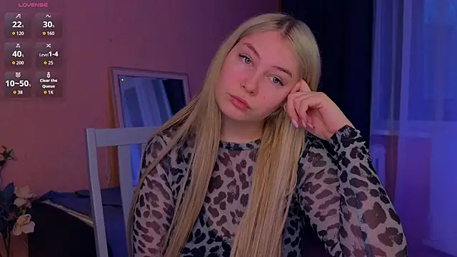 Catherine River online show from December 18, 2025, 11:14 am