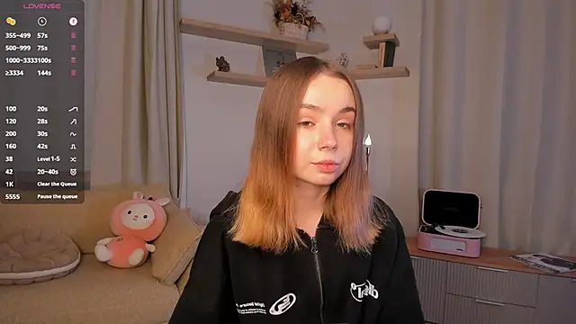 DominikaElis online show from September 11, 2025, 7:14 pm